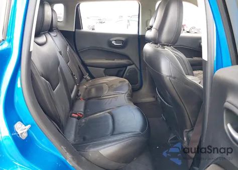 2021 Jeep Compass Limited 4X4 из США, поврежденный, VIN 3C4NJDCBXMT586352